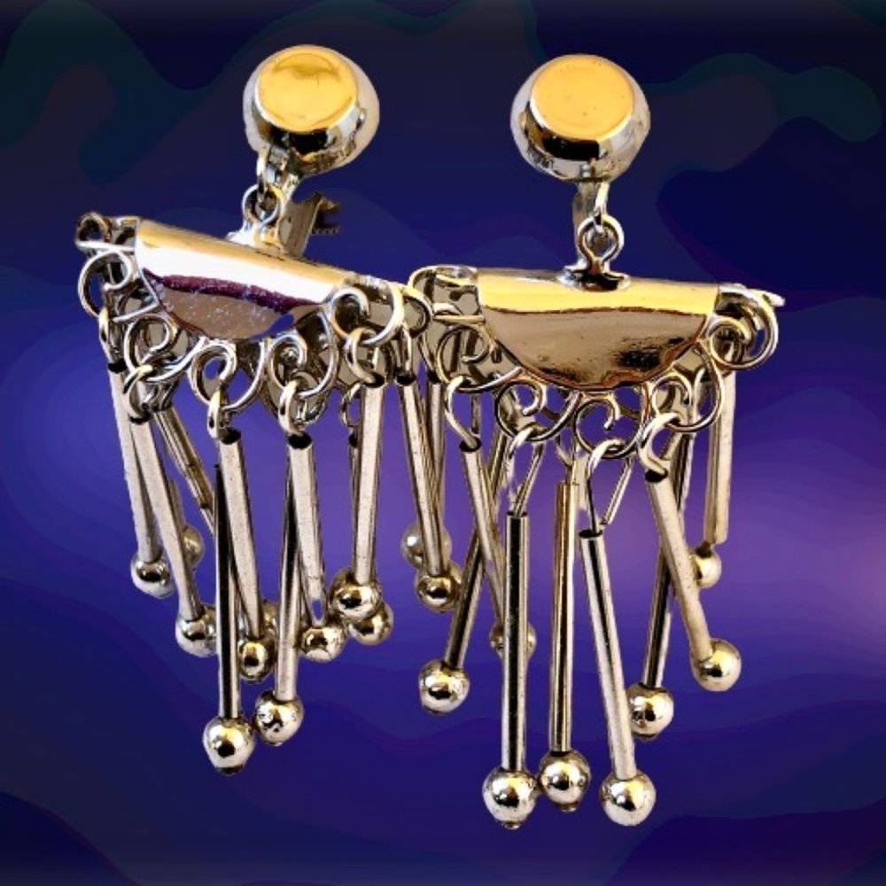 CORO Vintage Dangle Earrings Screwback Silver Tone Futuristic Steampunk Signed